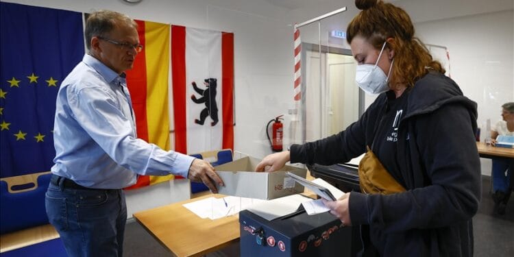 thumbs b c 4c588d036553d100c7b64d3b0a8c531d