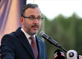 thumbs b c e244a0f6fe1b7c8f787763a1ee01c5c4