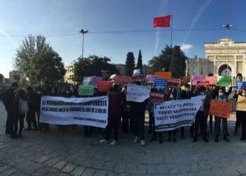 photo5998827719527347715