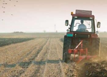 motorine 67 kurus zam geldi ciftcinin gideri 268 lira artti h15920 7b0a6