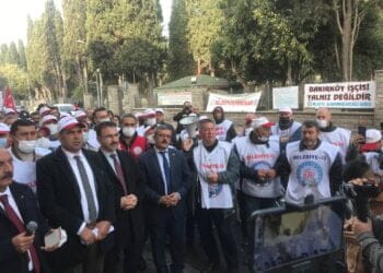 photo5785013900956252146