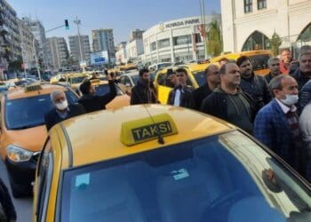 690x390cc urf 30 12 2021 urfa taksiciler eylem2