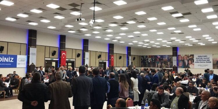 photo5879778351432972141