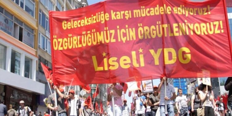 photo5936090707032913189