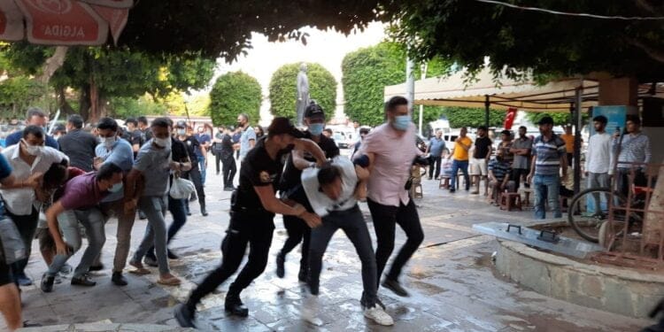 adana gencliginin suruc icin adalet herkes icin adalet eylemine polis saldirisi gozaltina alinanlar serbest birakildi3