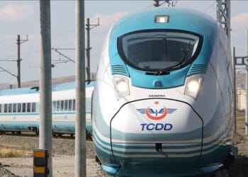 hizli tren seferleri basladi 736636 5