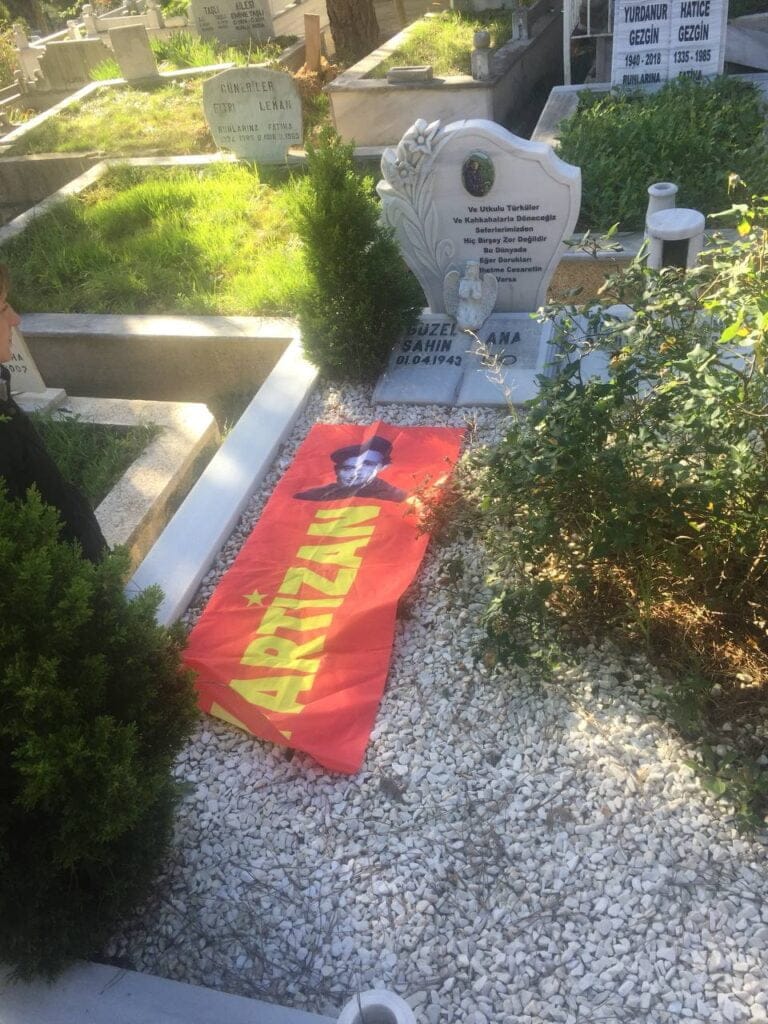 photo5987900510977505049