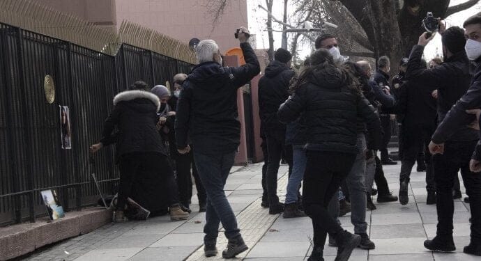 690x390cc ank 23 02 2022 doku aile mudahale4