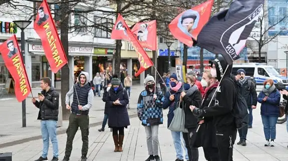 Rusya’nın işgal saldırısı Avrupa’da protesto ediliyor