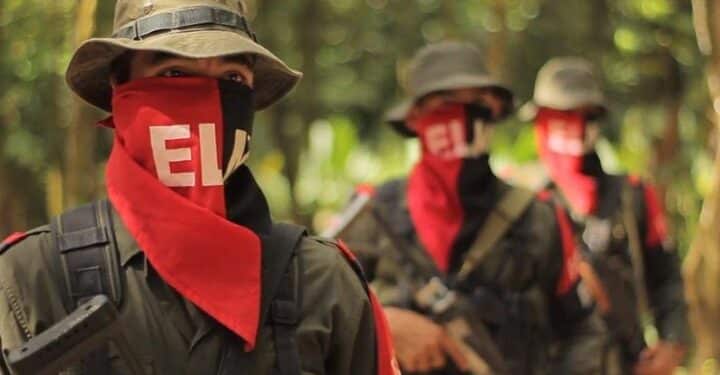 kolombiya ulusal kurtulus ordusu nun genc komutani uriel ordunun duzenledigi operasyonda olduruldu 797346 5