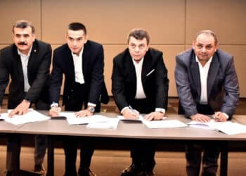 metal tis Vcxs cover