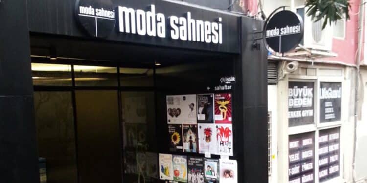 Moda Sahnesi