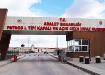 Hapishanede tutsaklara iskence