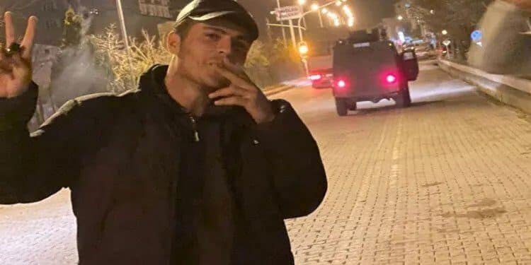 ezgif.com gif maker 1