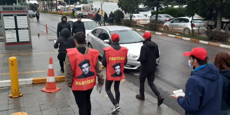 photo5978842854446970911