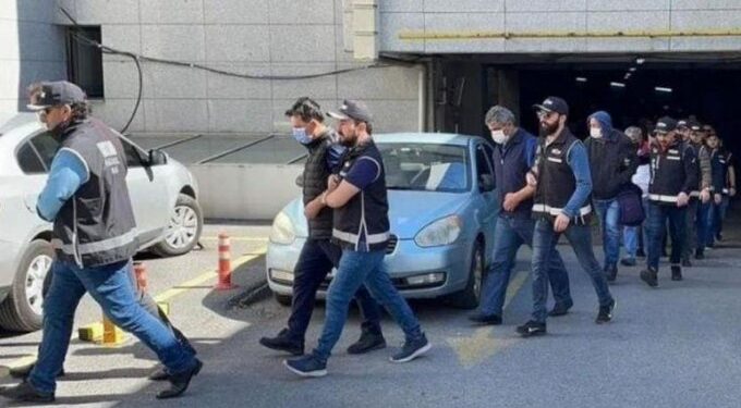 kadikoy belediyesine operasyon