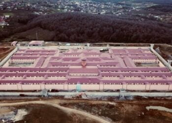 yeni acilacak cezaevlerine personel planlamasi yapiliyor