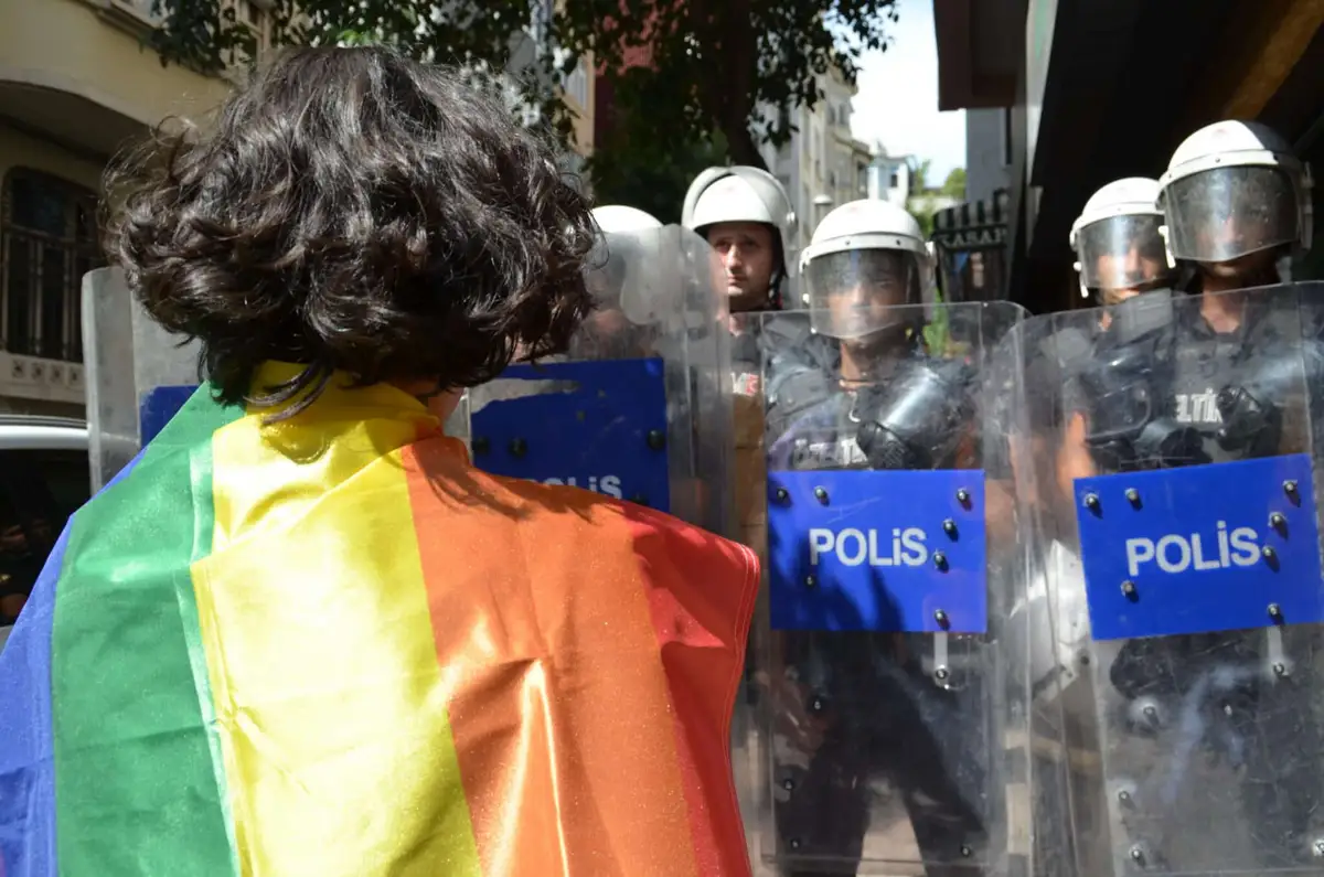 Tüm engelleme ve saldırılara rağmen 20. İstanbul LGBTİ+ Onur Yürüyüşü gerçekleştirildi