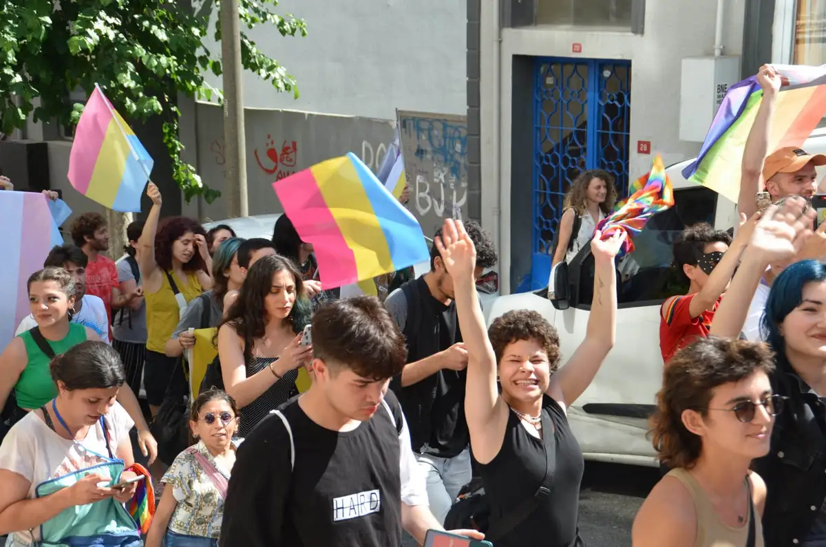 Tüm engelleme ve saldırılara rağmen 20. İstanbul LGBTİ+ Onur Yürüyüşü gerçekleştirildi