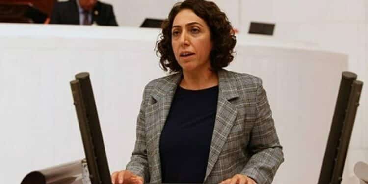 QsvzQYbKuUmqHoJ14lM6KsFt3WyvG4h7tFmMdiIH