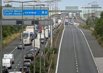 Akaryakit zammi protestosu
