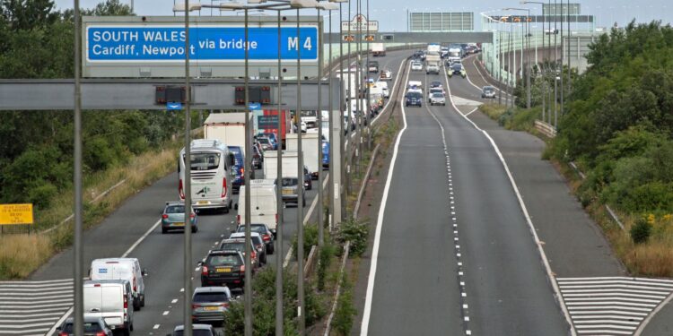 Akaryakit zammi protestosu