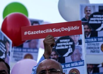 1760907 d714931f6de4346a150aff8b6f06ea7a