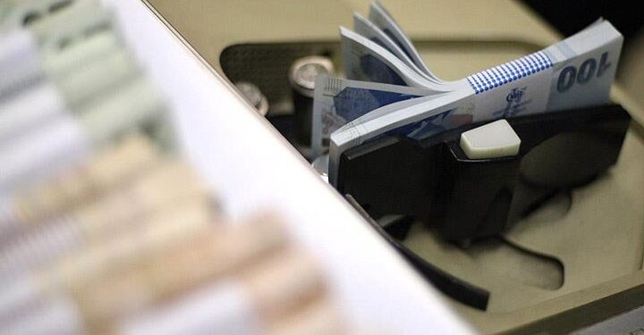 bankacilik sektorunun kari nisanda yuzde 707 8 artti tuketici kredileri 867 milyar liraya yukseldi 1024115 5