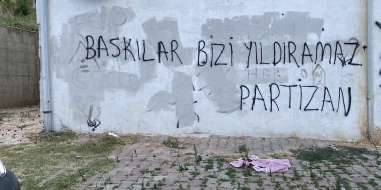 5C588061 FEAB 48F0 9313 BB788C2711D2