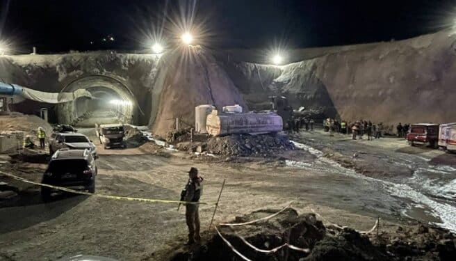 van da insaati suren tunelde gocuk 2 isci hayatini kaybetti h96415 da826