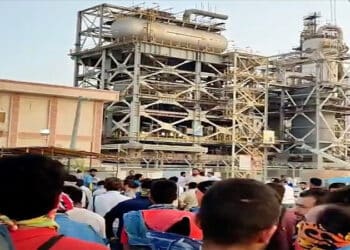 etha 20221010 iran petrol iscileri