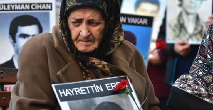 cumartesi anneleri hayrettin eren