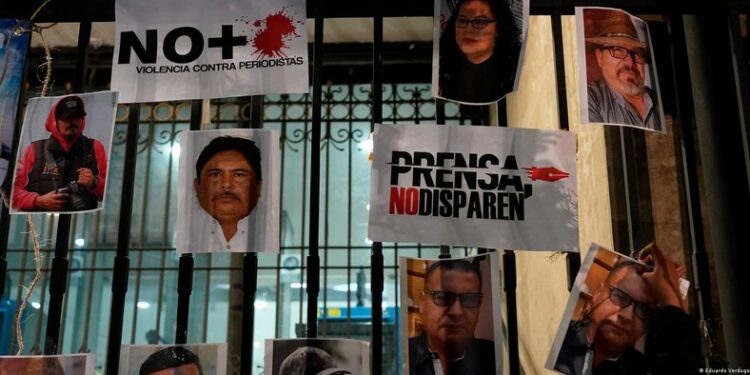 67 gazeteci olduruldu