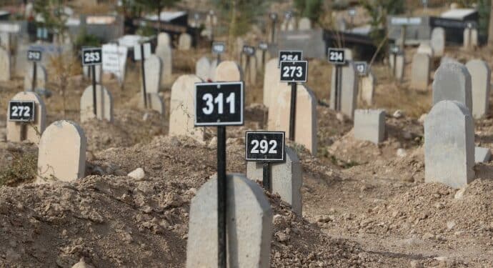 690x390cc dyb 18 10 2018 cenazeler kimsesizler mezarliklar2