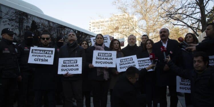 Adalet Bakanligi onunde eylem scaled