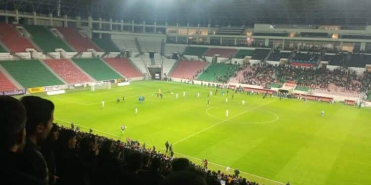 Macta ayaga kalkmayan 9 kisi gozaltina alindi