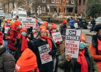 New Yorkta hemsire grevi