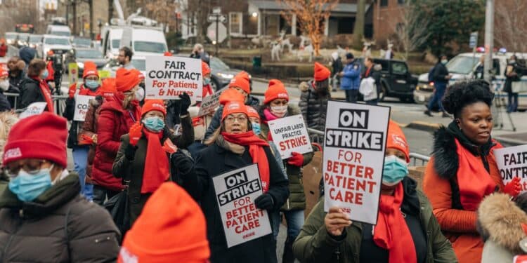 New Yorkta hemsire grevi