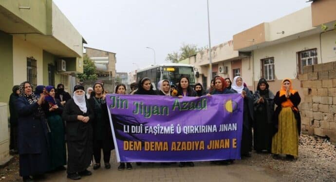 Urfada kadinlara 25 Kasim sorusturmasi