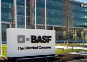 Alman kimya sirketi BASF 2600 kisiyi isten cikaracagini acikladi
