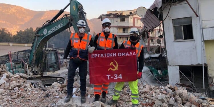 Antakyada arama kurtarma calismalarina katilan 3 Yunan devrimci gozaltina alindi