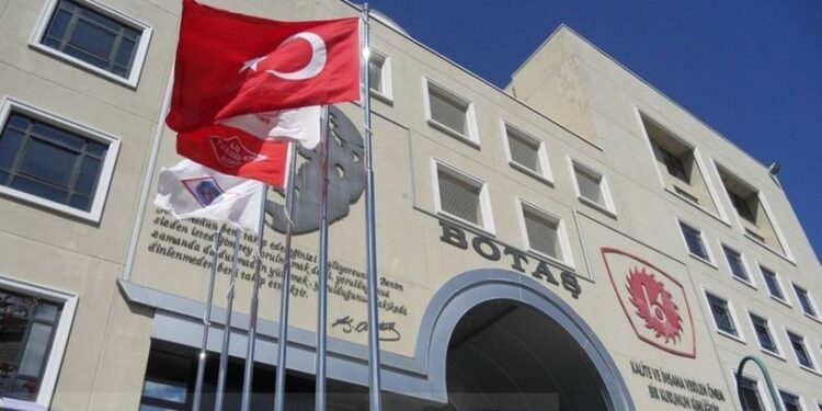 Depremden etkilenen bolgelere gaz akisi durduruldu