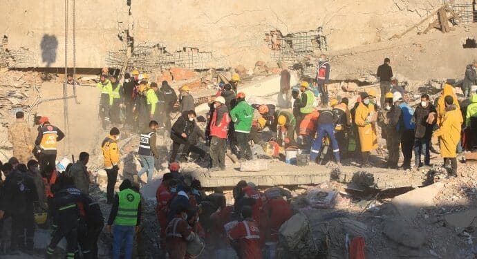 Diyarbakirda devlet bankanin parasini kurtarmak icin seferber oldu