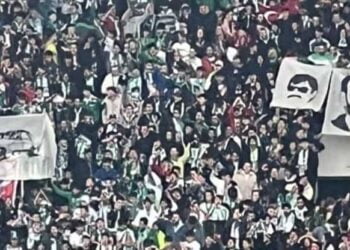 Bursaspor taraftarlari