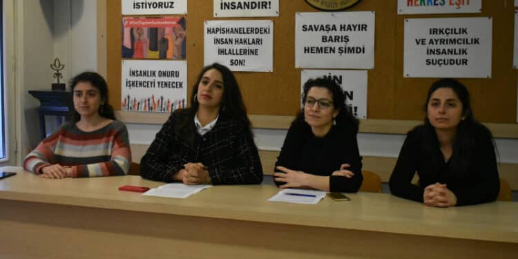 Tutsaklara yonelik iskenceye karsi basin aciklamasi gerceklestirildi