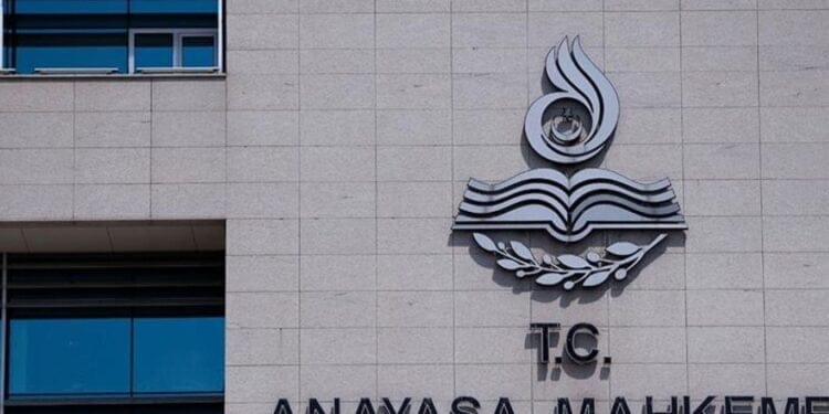 10220231533239070600