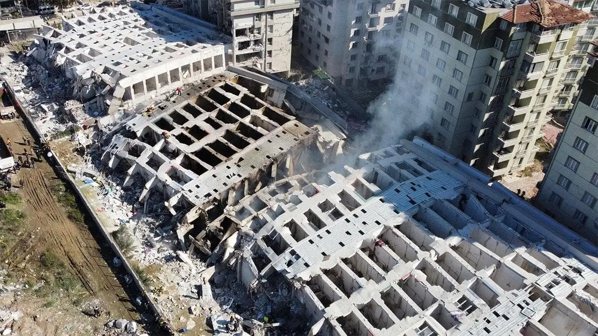 Rönesans Rezidans'ta 55 kişi hâlâ kayıp