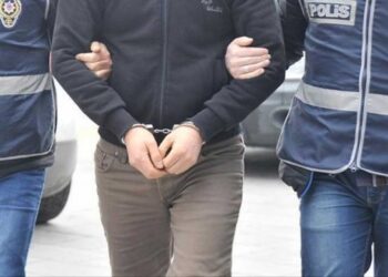 Istanbul ve Izmirde gozalti