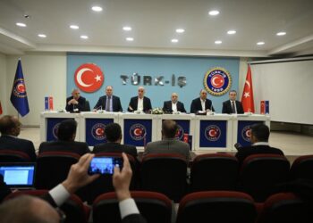 Kamu emekcilerine 11 bin 500 lira teklif edildi