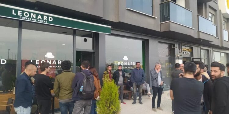 Edirnede Yesil Sol Parti uyelerine saldiri